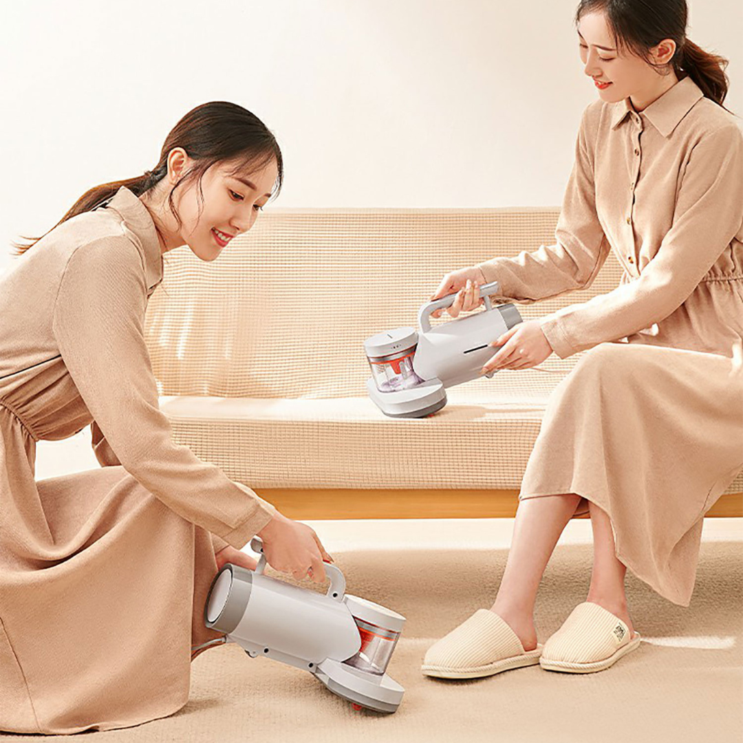 [ READY STOCK ] Airbot Dust Mite Vacuum Cleaner UV Disinfection CM900